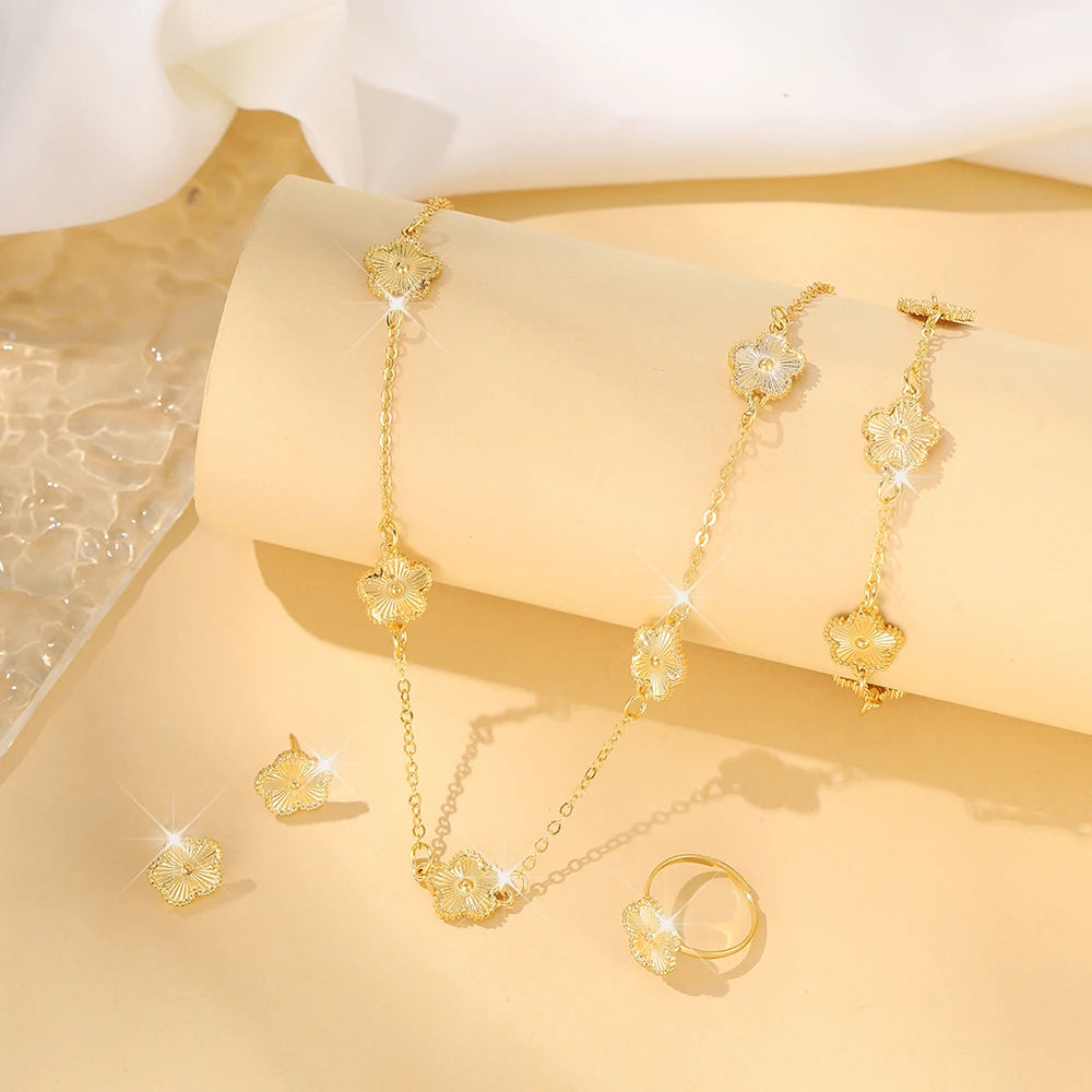 Auréa Charm Set